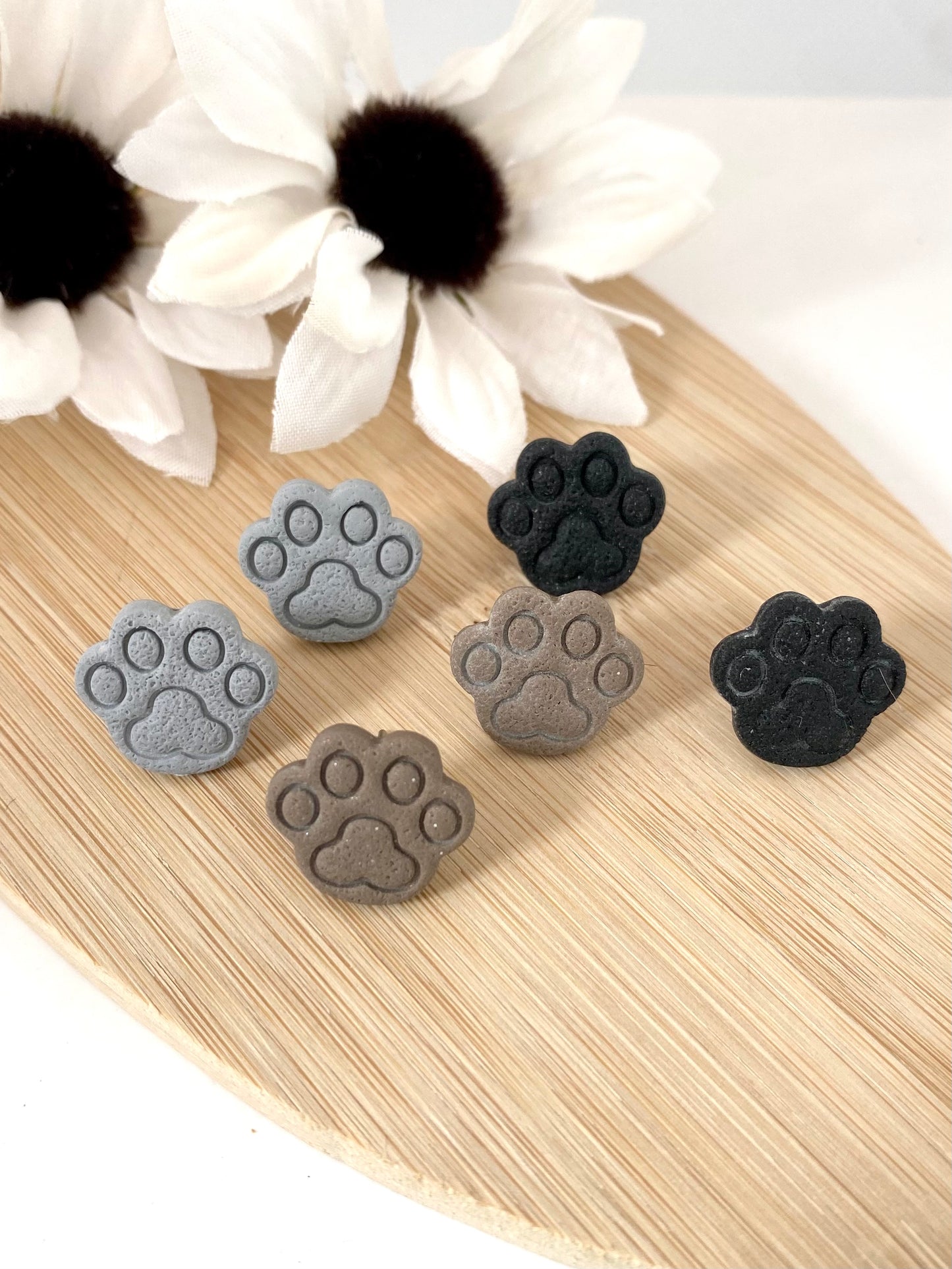 Paw Print Stud