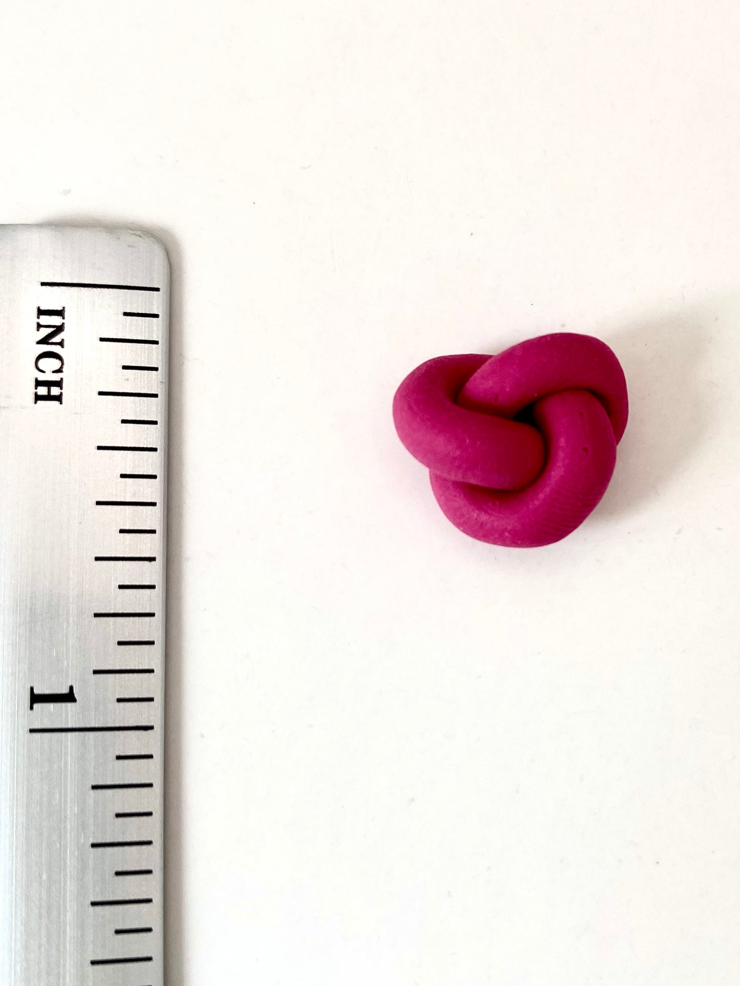 Soft Fuchsia Knot Stud